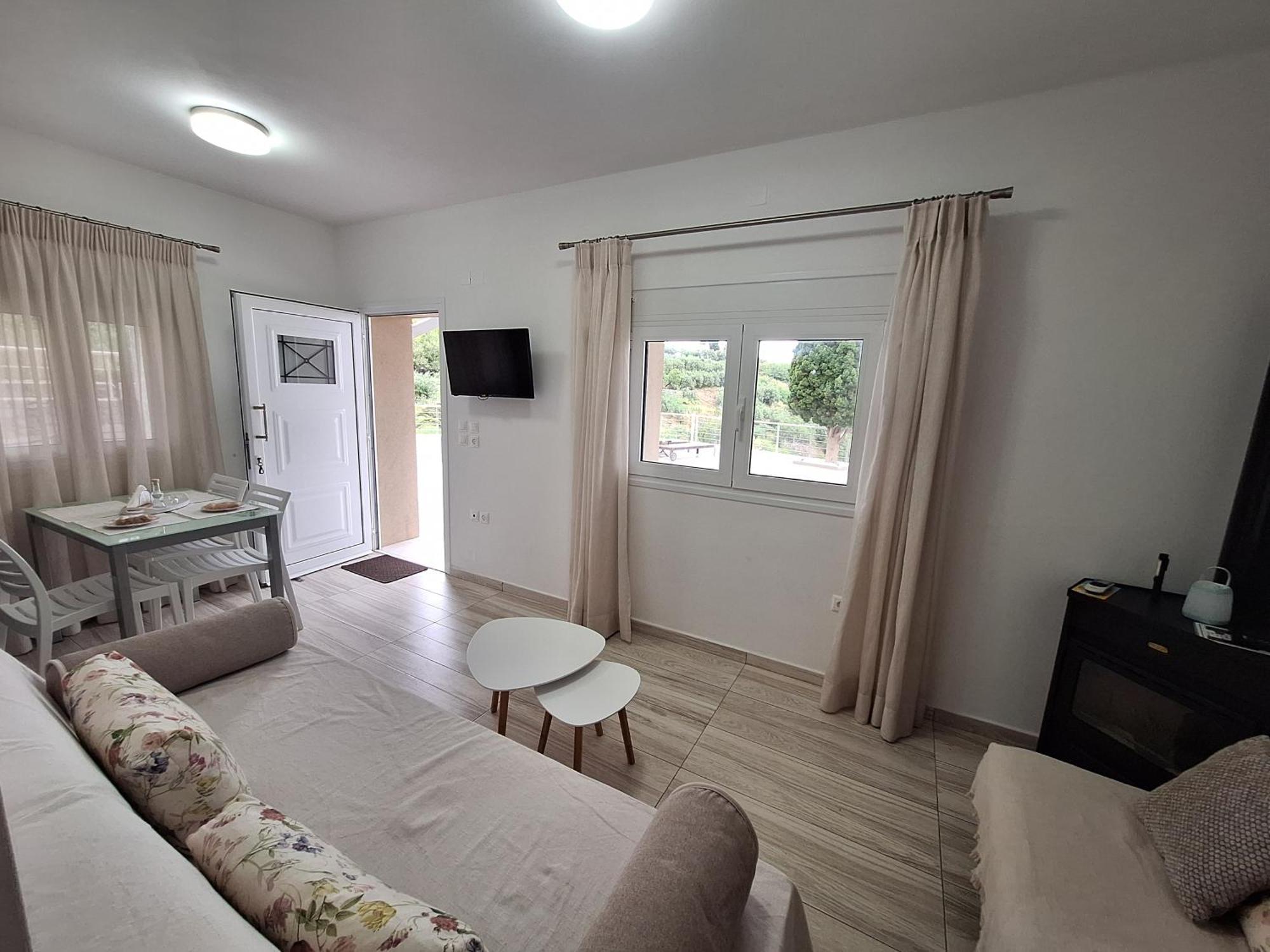 Villa Irini - Cretan Luxury Villa With Amazing View Paraspori  外观 照片