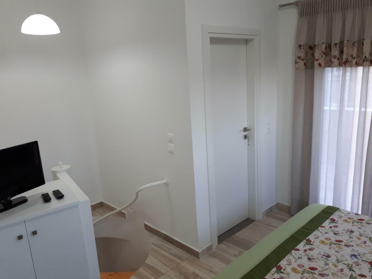 Villa Irini - Cretan Luxury Villa With Amazing View Paraspori  外观 照片