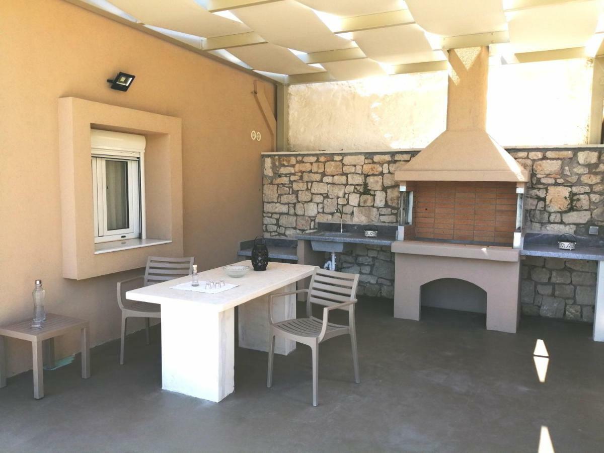 Villa Irini - Cretan Luxury Villa With Amazing View Paraspori  外观 照片